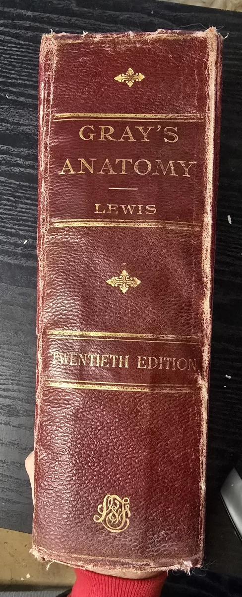 1918 Gray’s Anatomy red spine, 20th edition