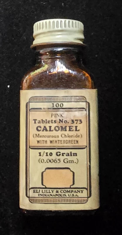 ront label of Eli Lilly Calomel Tablets bottle, marked No. 373 with wintergreen.