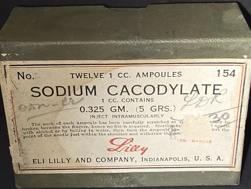 Original Eli Lilly Sodium Cacodylate injection box, No. 154